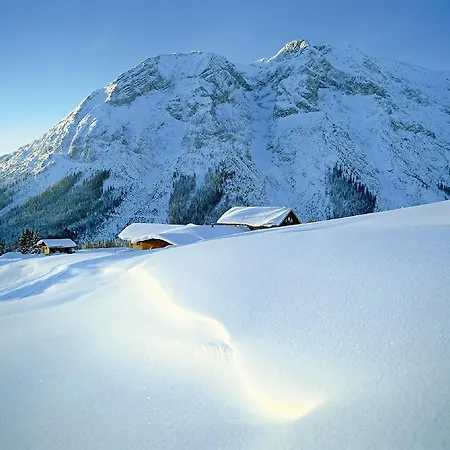 Konukevi Haus Stefanie - Adults Only Seefeld in Tirol