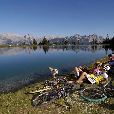 Konukevi Haus Stefanie - Adults Only Seefeld in Tirol